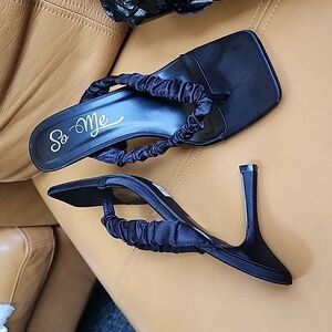 Riana Scrunch Strap Square ToeThong Slip On Sandals